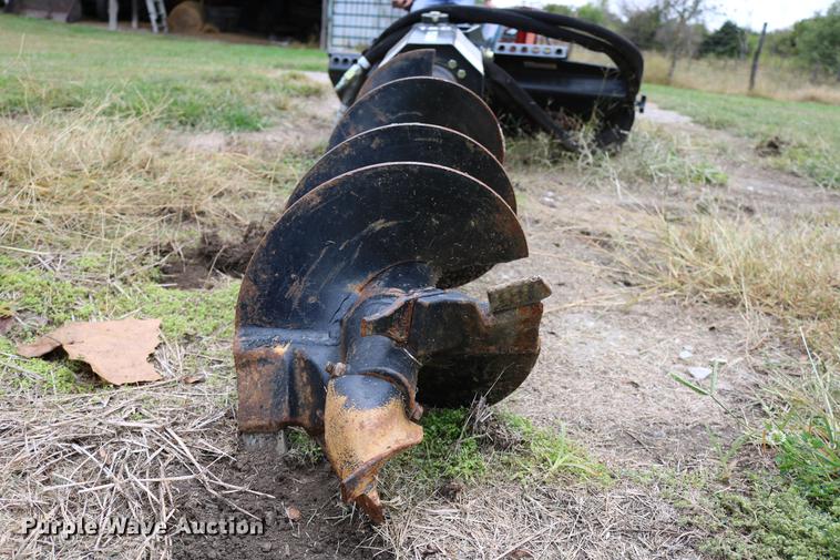 image for item DW9879 2015 Bobcat 15C auger