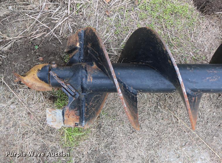 image for item DW9879 2015 Bobcat 15C auger