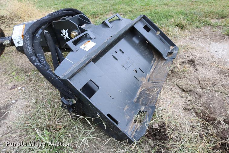 image for item DW9879 2015 Bobcat 15C auger