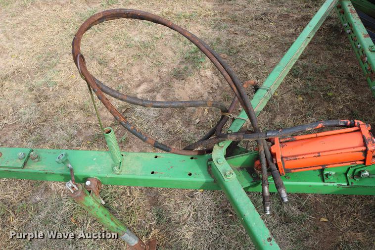 image for item DW9947 John Deere 8350 grain drill