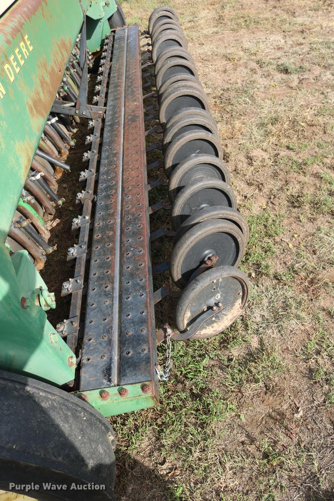 image for item DW9947 John Deere 8350 grain drill