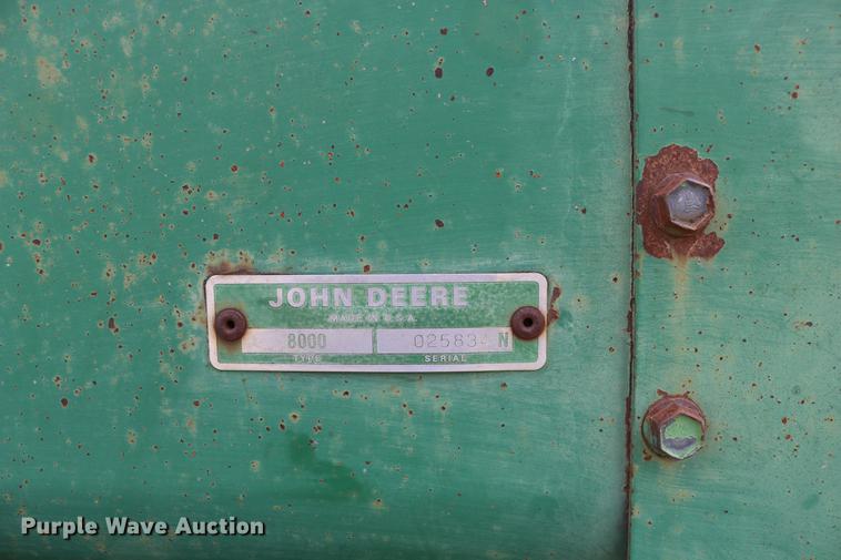 image for item DW9947 John Deere 8350 grain drill