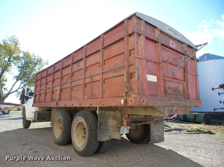 image for item K6340 1972 Chevrolet C60 grain truck