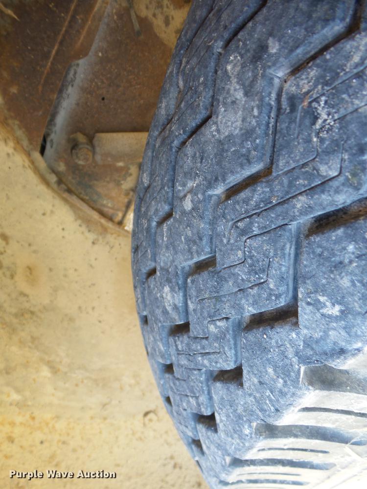 image for item K6340 1972 Chevrolet C60 grain truck