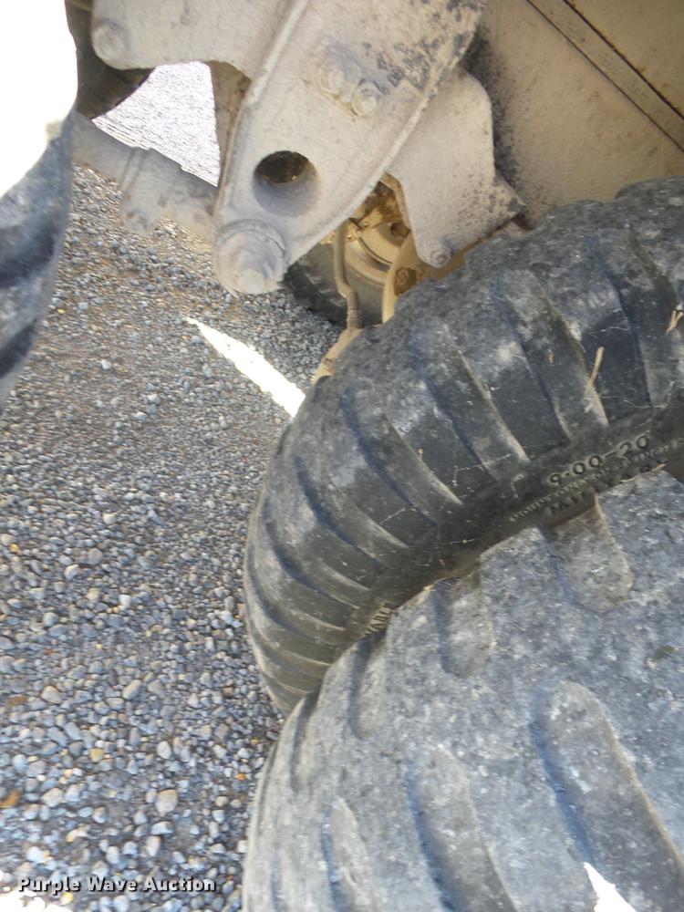 image for item K6340 1972 Chevrolet C60 grain truck