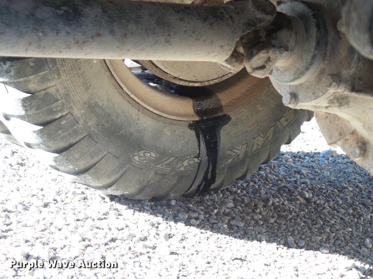 image for item K6340 1972 Chevrolet C60 grain truck