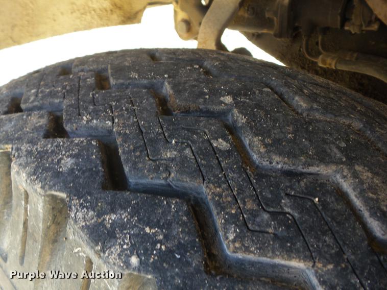 image for item K6340 1972 Chevrolet C60 grain truck