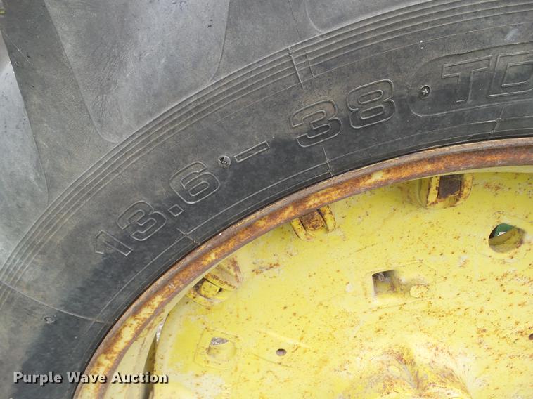 image for item L5640 1971 John Deere 3010 tractor