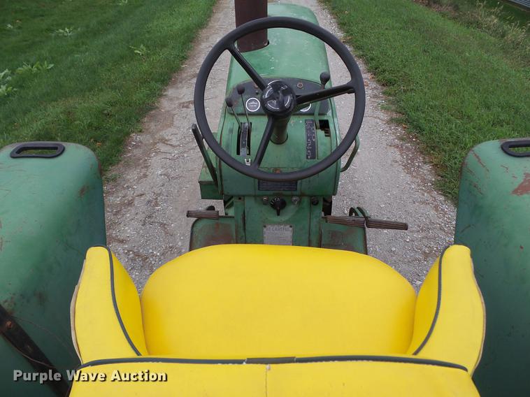 image for item L5640 1971 John Deere 3010 tractor
