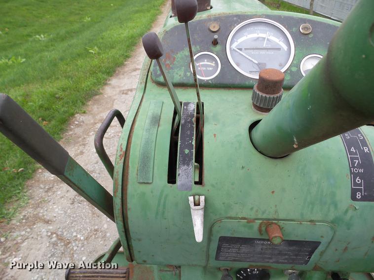 image for item L5640 1971 John Deere 3010 tractor