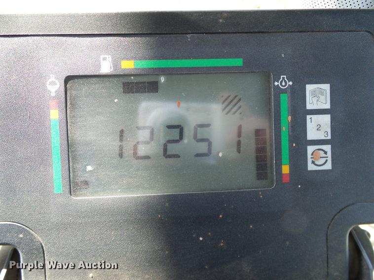 image for item L6298 1998 Case IH 8870 self-propelled windrower