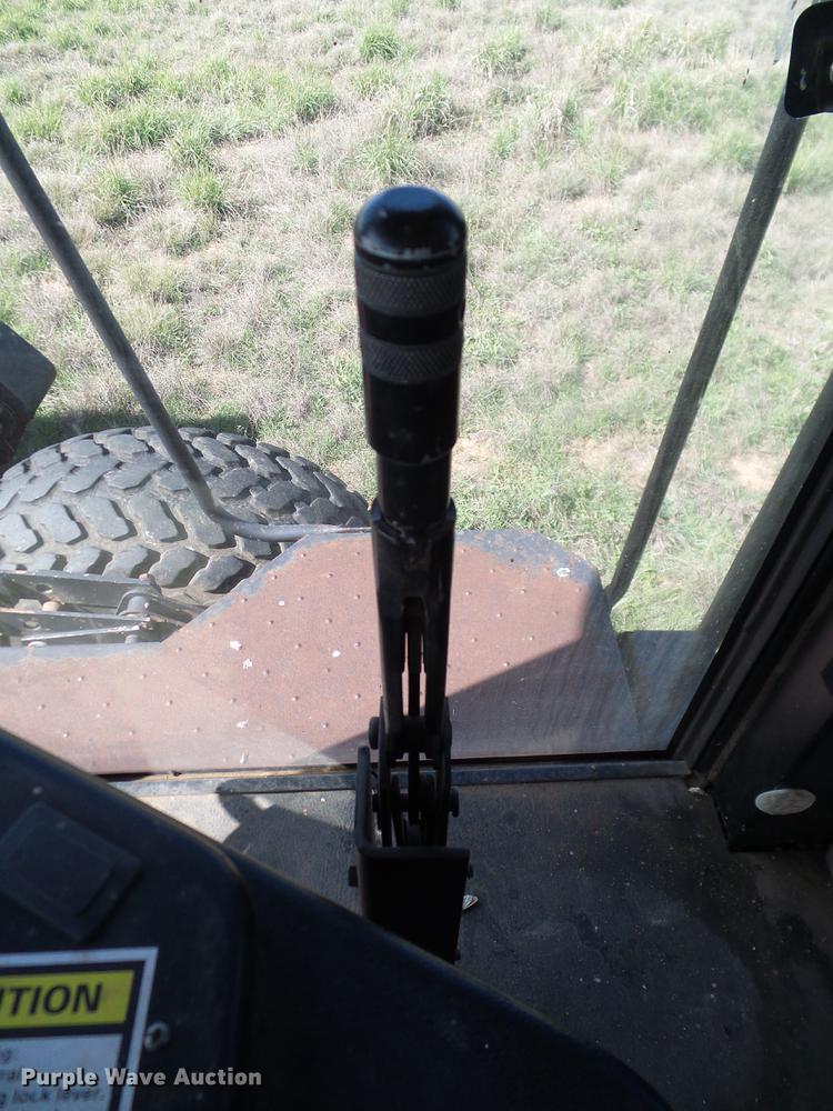 image for item L6298 1998 Case IH 8870 self-propelled windrower