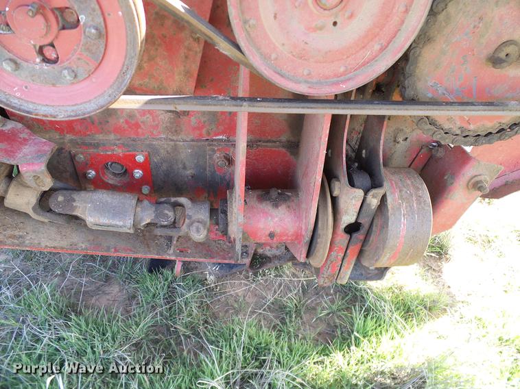 image for item L6298 1998 Case IH 8870 self-propelled windrower