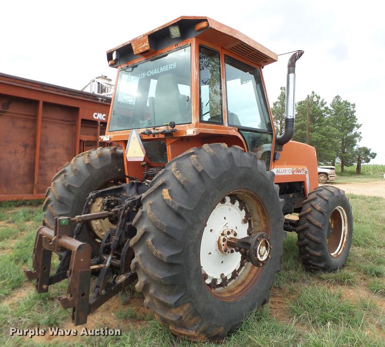 image for item L6656 1982 Allis Chalmers 8050 MFWD tractor