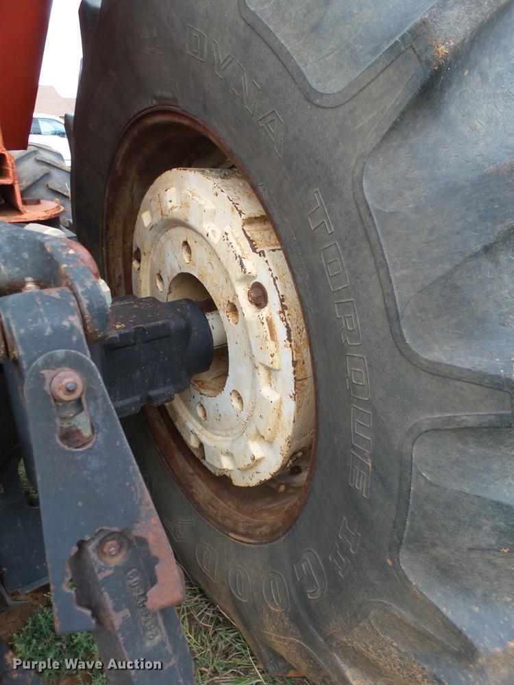 image for item L6656 1982 Allis Chalmers 8050 MFWD tractor