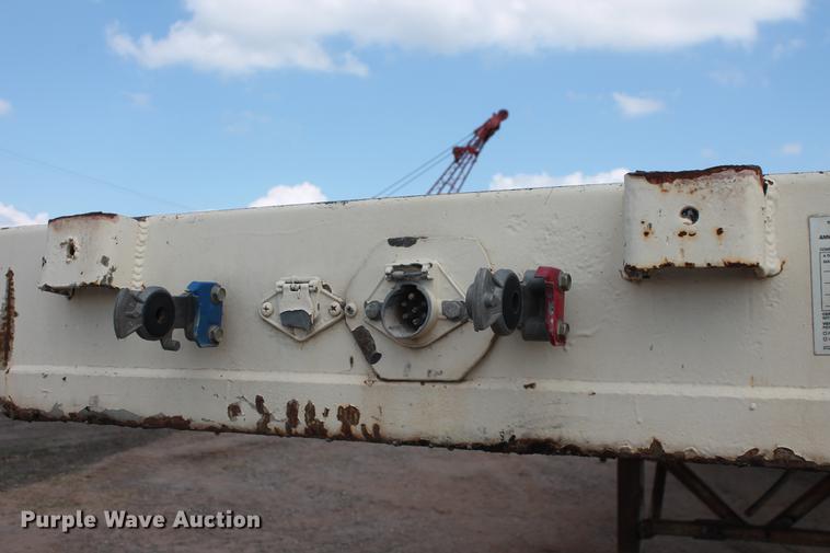 image for item DB0236 1974 Fontaine flatbed trailer