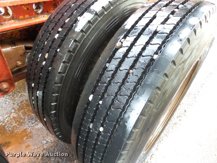 image for item DB4180 1971 Trailmobile flatbed trailer