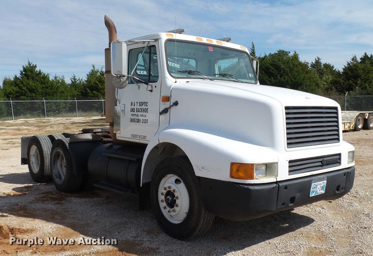 image for item DB4197 1996 International 8200 semi truck