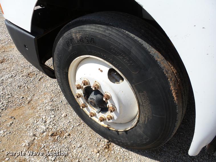 image for item DB4197 1996 International 8200 semi truck