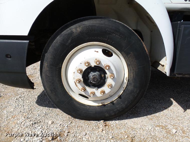 image for item DB4197 1996 International 8200 semi truck