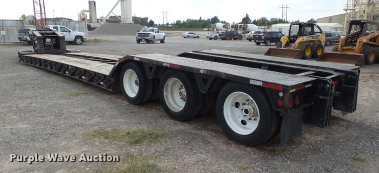 image for item DB4202 2004 Trail King Advantage TK110HDG-533 HG series lowboy equipment trailer