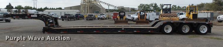 image for item DB4202 2004 Trail King Advantage TK110HDG-533 HG series lowboy equipment trailer