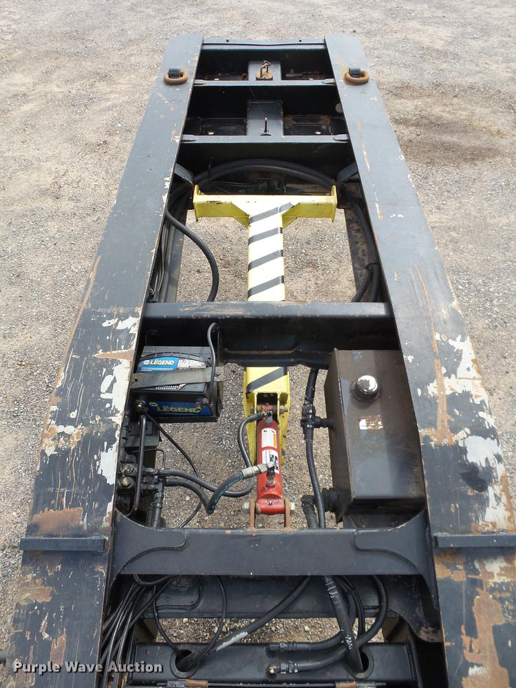 image for item DB4202 2004 Trail King Advantage TK110HDG-533 HG series lowboy equipment trailer