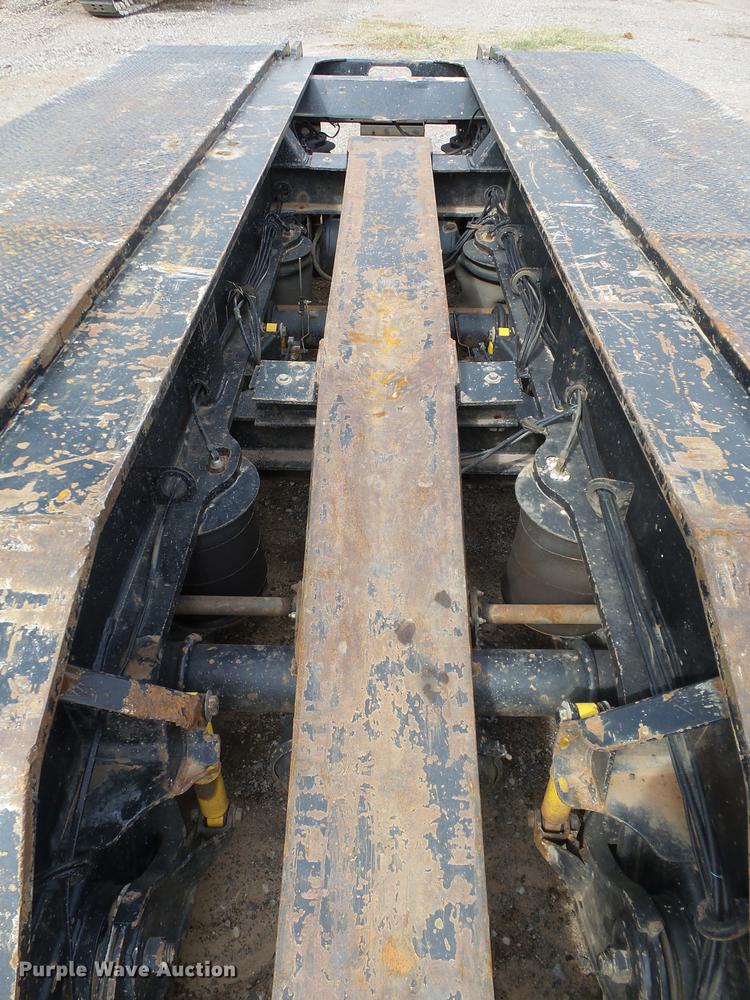 image for item DB4202 2004 Trail King Advantage TK110HDG-533 HG series lowboy equipment trailer