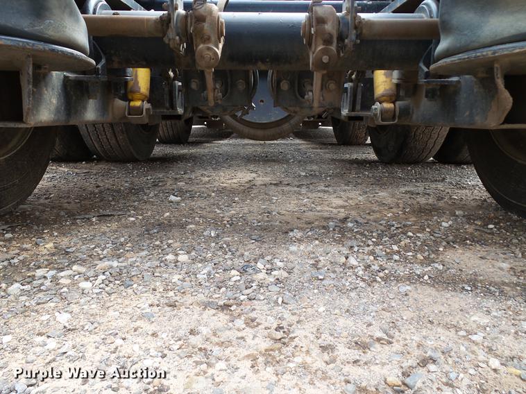 image for item DB4202 2004 Trail King Advantage TK110HDG-533 HG series lowboy equipment trailer