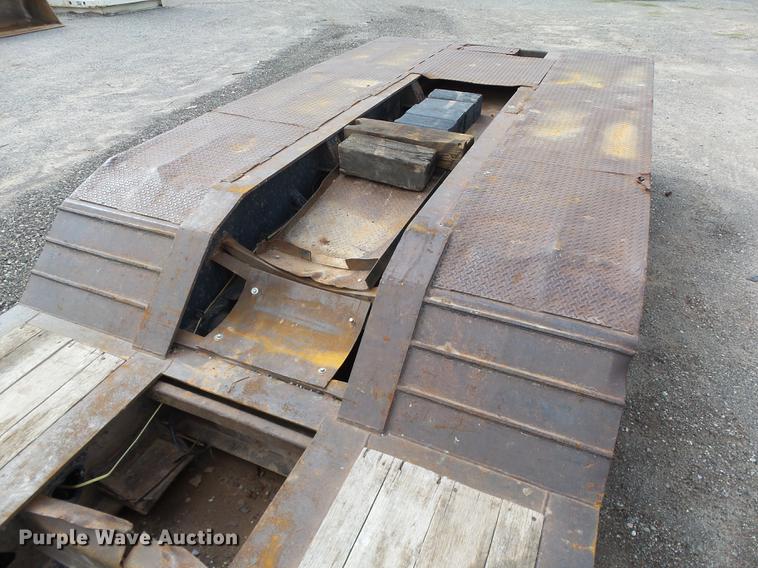 image for item DB4203 1999 Trail King TK110HDG-503 HG series lowboy equipment trailer