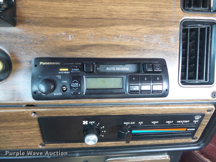 image for item DB6403 1994 Freightliner FLD semi truck