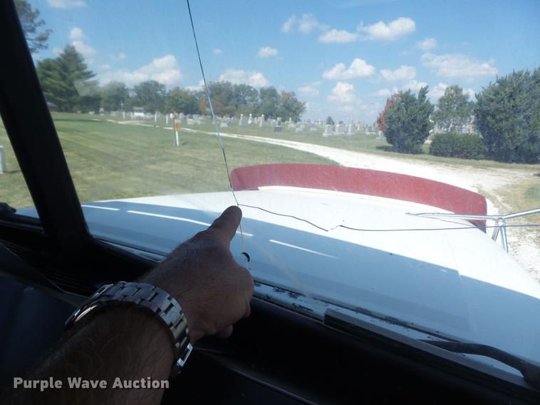 image for item DB6403 1994 Freightliner FLD semi truck