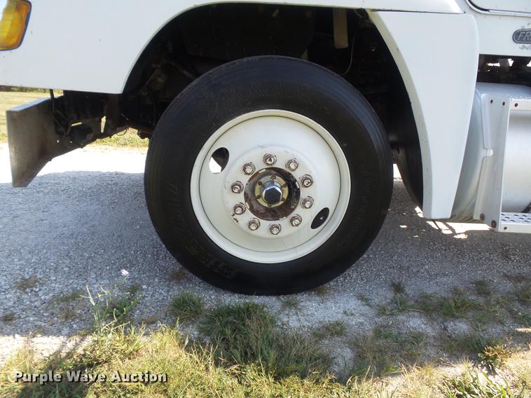 image for item DB6403 1994 Freightliner FLD semi truck