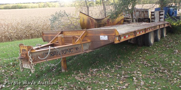 image for item DB8101 1993 Trail King equipment trailer
