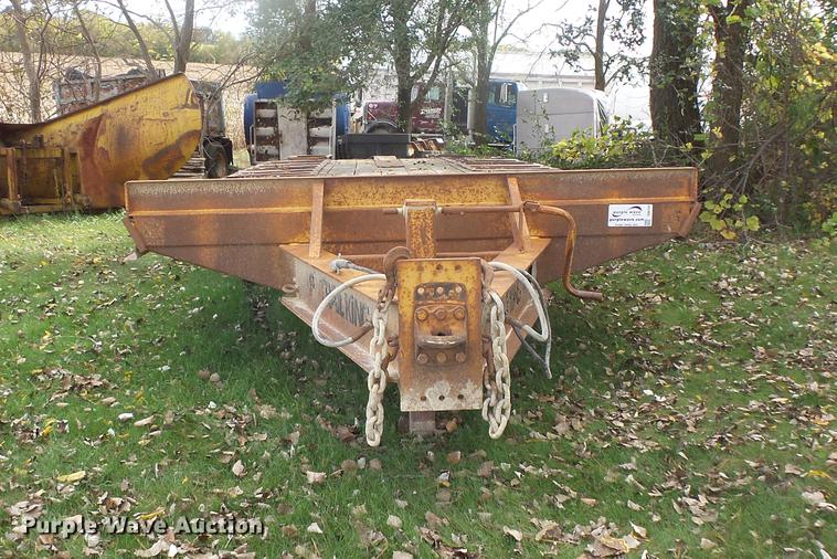 image for item DB8101 1993 Trail King equipment trailer