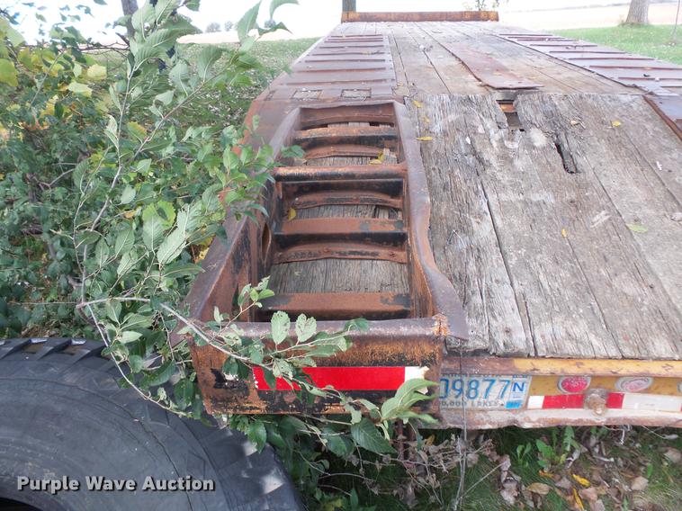 image for item DB8101 1993 Trail King equipment trailer