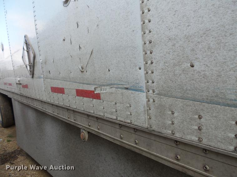 image for item DB8102 2000 Wabash dry van trailer