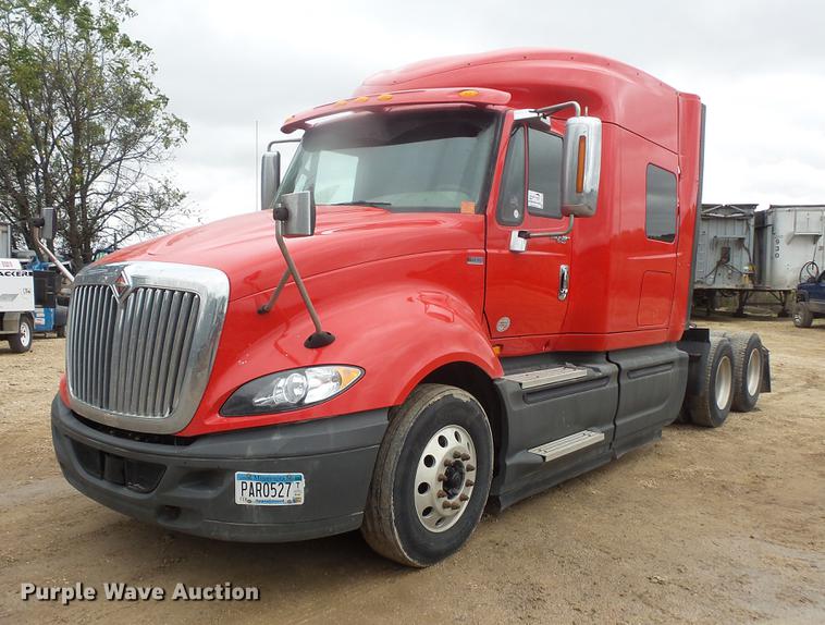 image for item DB8104 2013 International ProStar semi truck