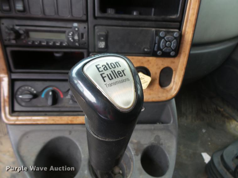 image for item DB8104 2013 International ProStar semi truck