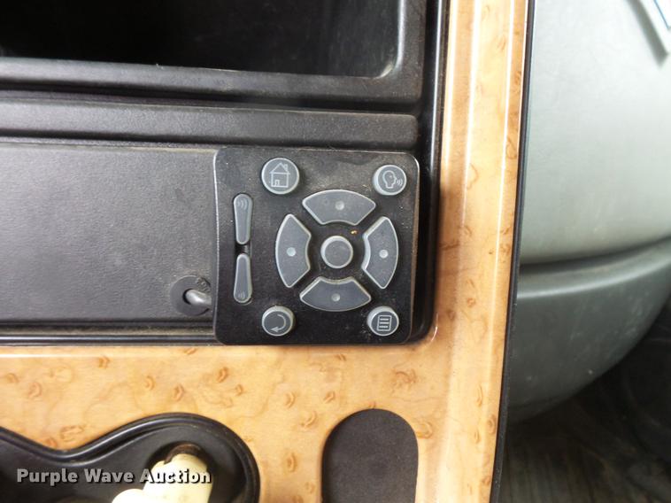 image for item DB8104 2013 International ProStar semi truck