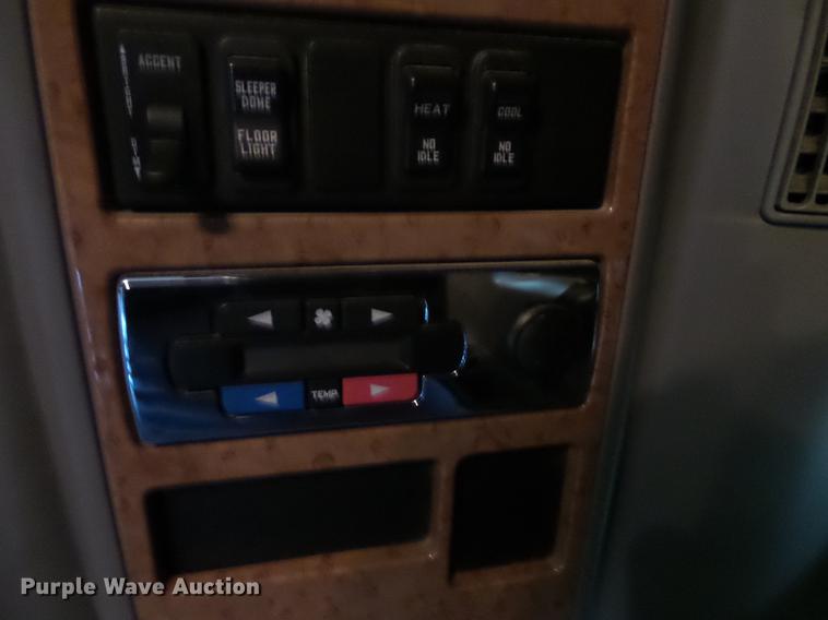 image for item DB8104 2013 International ProStar semi truck