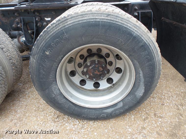 image for item DB8104 2013 International ProStar semi truck