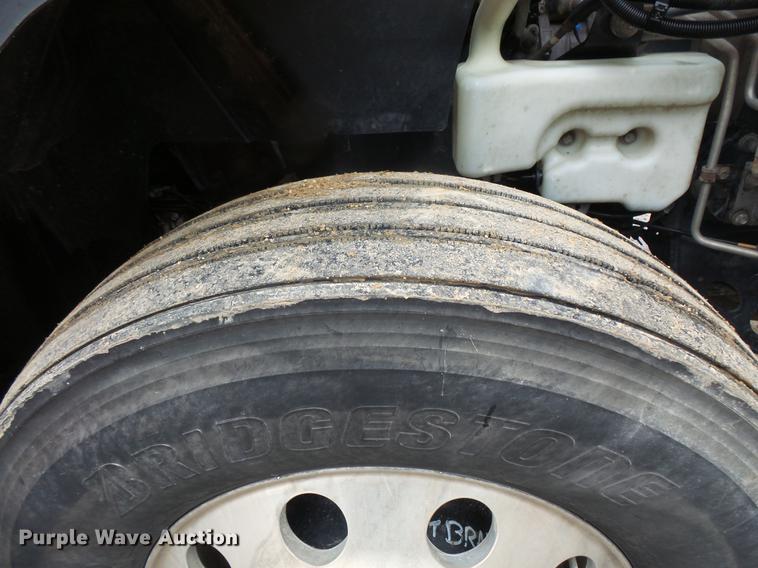 image for item DB8104 2013 International ProStar semi truck