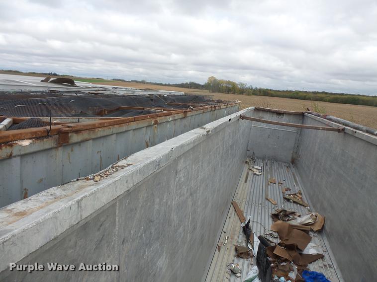 image for item DB8105 1996 Steco walking floor trailer