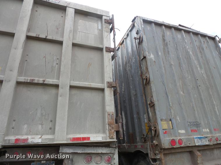 image for item DB8105 1996 Steco walking floor trailer