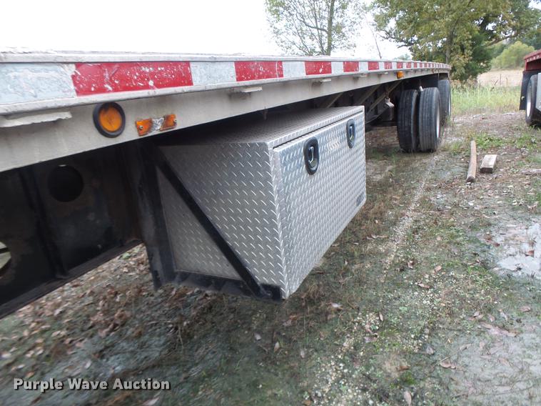 image for item DB9998 1993 Transcraft Eagle W2 flatbed trailer