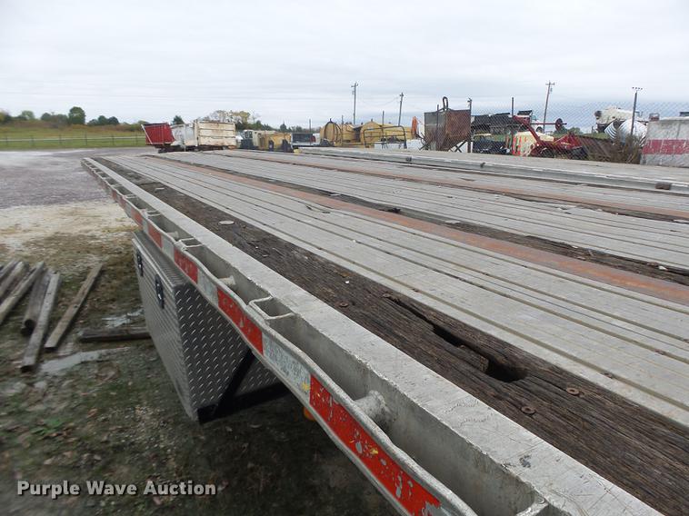 image for item DB9998 1993 Transcraft Eagle W2 flatbed trailer