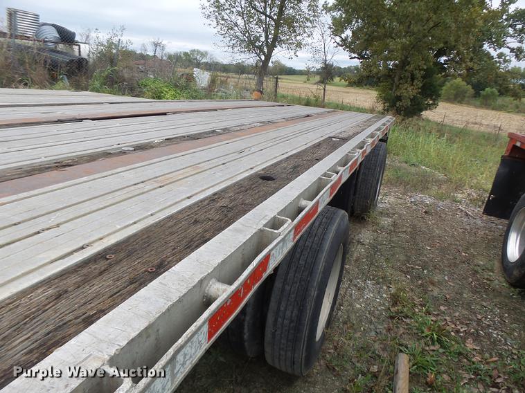 image for item DB9998 1993 Transcraft Eagle W2 flatbed trailer