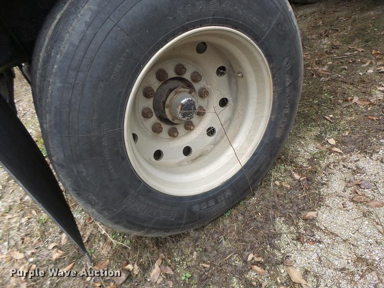 image for item DB9998 1993 Transcraft Eagle W2 flatbed trailer