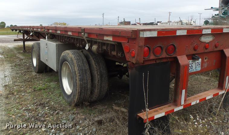 image for item DB9999 1997 Fontaine flatbed trailer